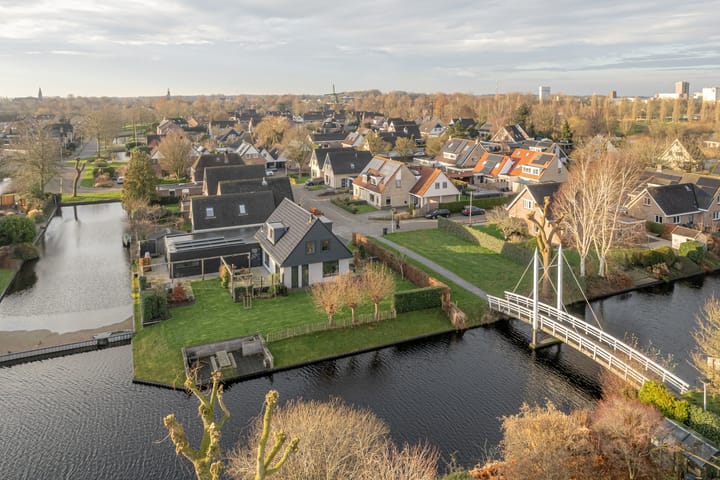 Foto 38 van Warring 83