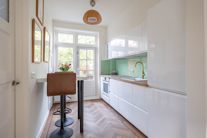 Foto 13 van Van der Waalsstraat 7-A