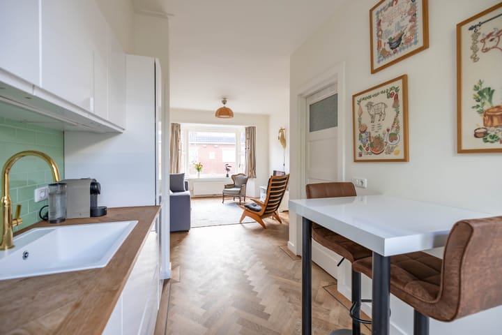 Foto 14 van Van der Waalsstraat 7-A