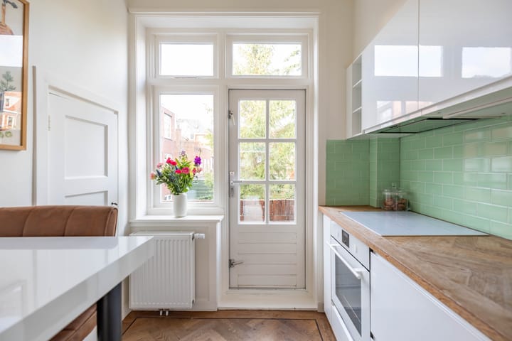 Foto 17 van Van der Waalsstraat 7-A