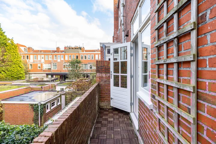 Foto 19 van Van der Waalsstraat 7-A