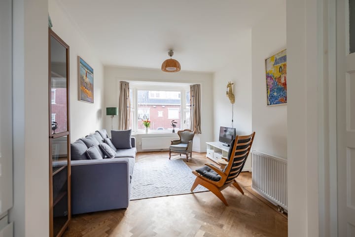 Foto 8 van Van der Waalsstraat 7-A