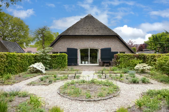 Foto 92 van Harderwijkerweg 397