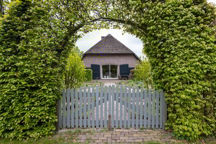 Foto 94 van Harderwijkerweg 397