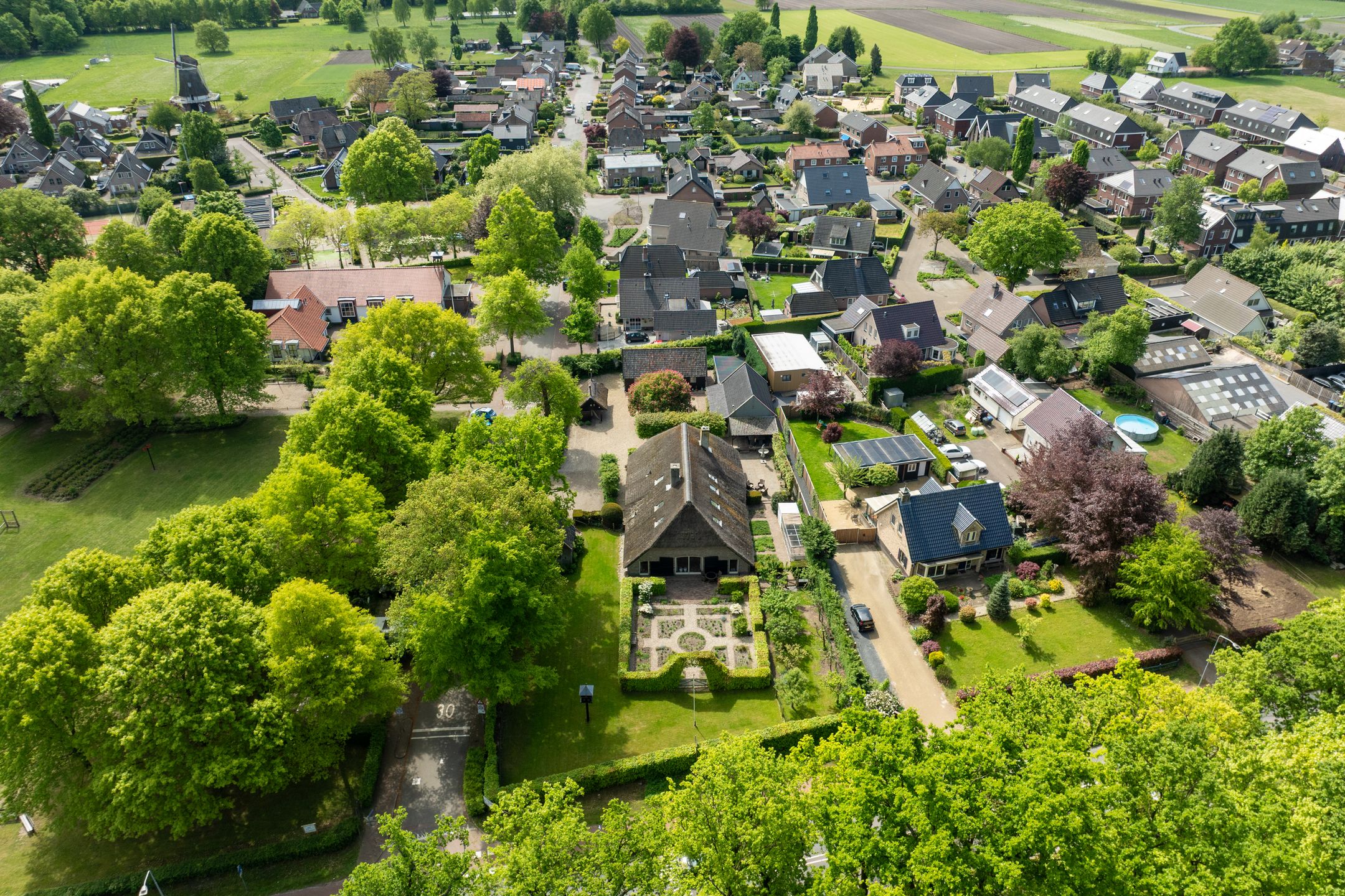 Photo 102 of Harderwijkerweg 397