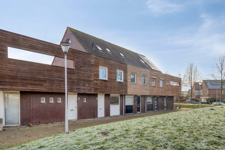 Foto 5 van Riethovenerf 13