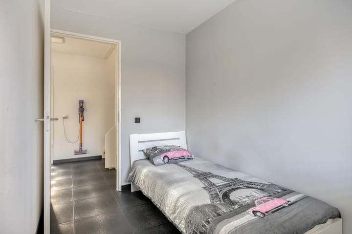 Foto 21 van Riethovenerf 13