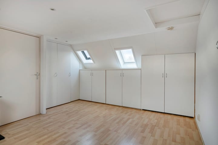 Foto 28 van Riethovenerf 13