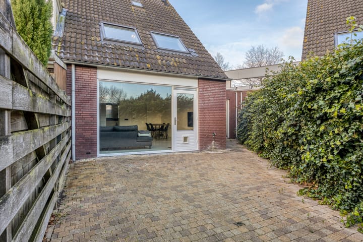 Foto 29 van Riethovenerf 13