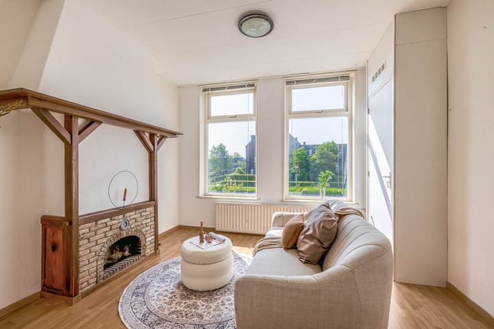 Photo 4 of Delftsestraatweg 248