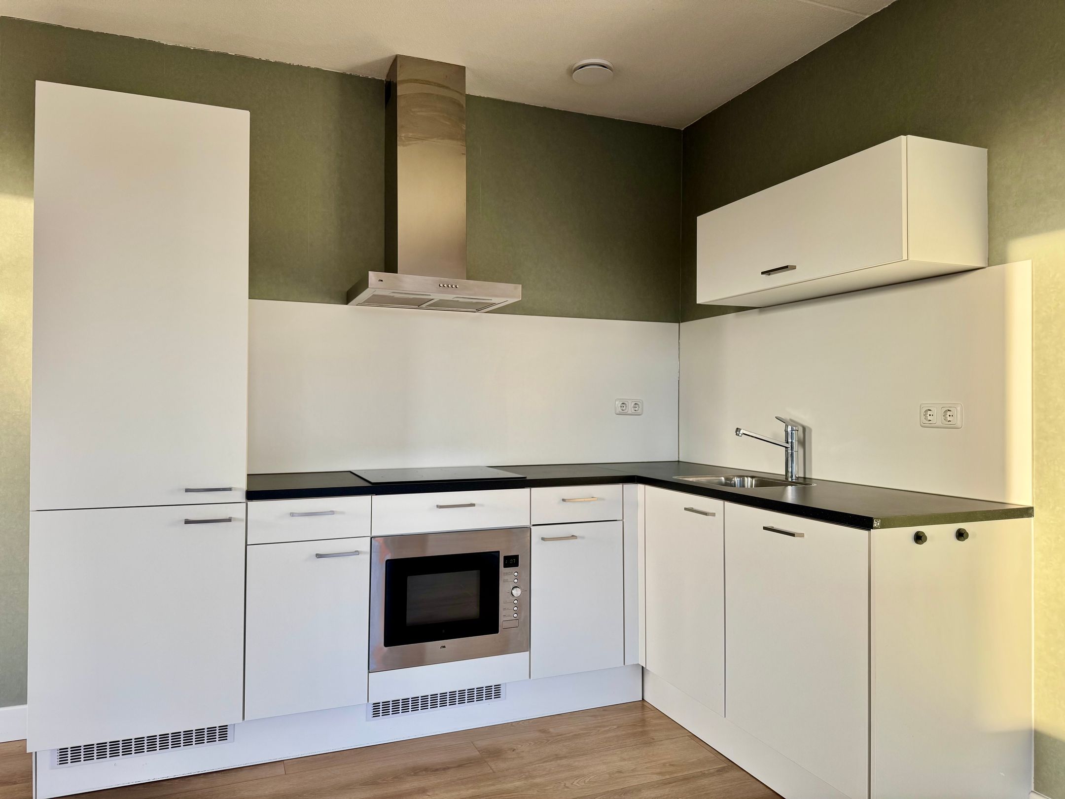 Photo 3 of Generaal Winkelmanstraat 4-A22