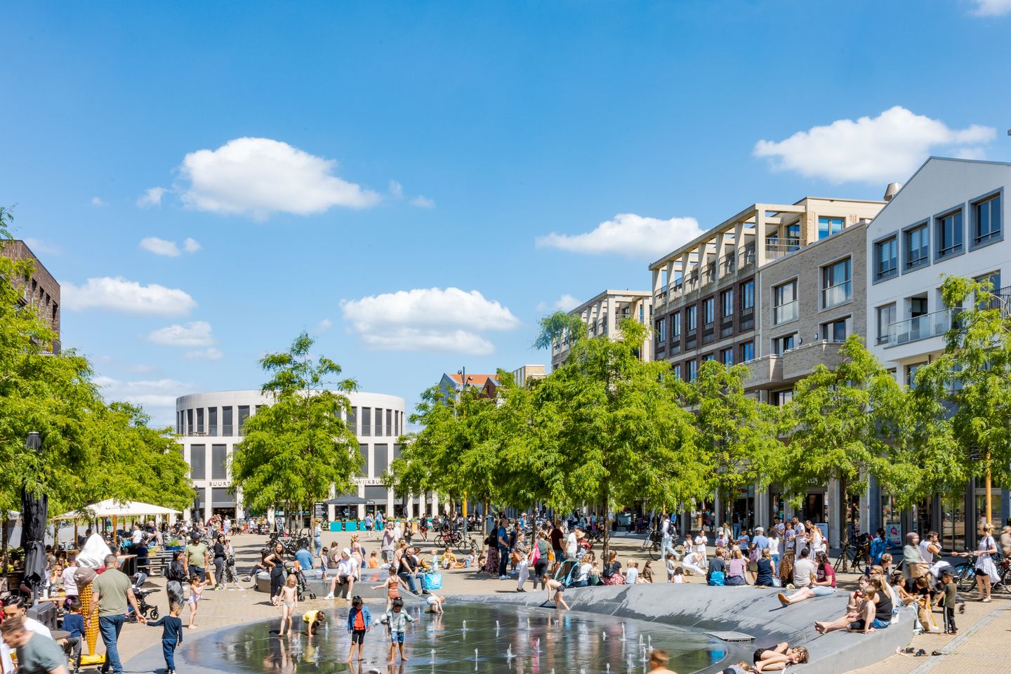 View photo 2 of Diverse units | Leidsche Rijn Centrum