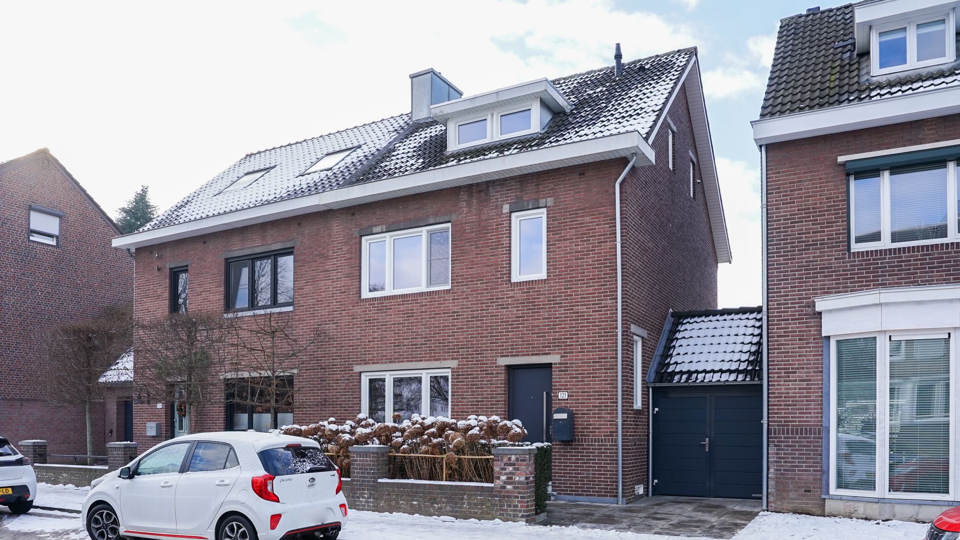 Buying a house in The Netherlands., O.L.Vrouwestraat 121