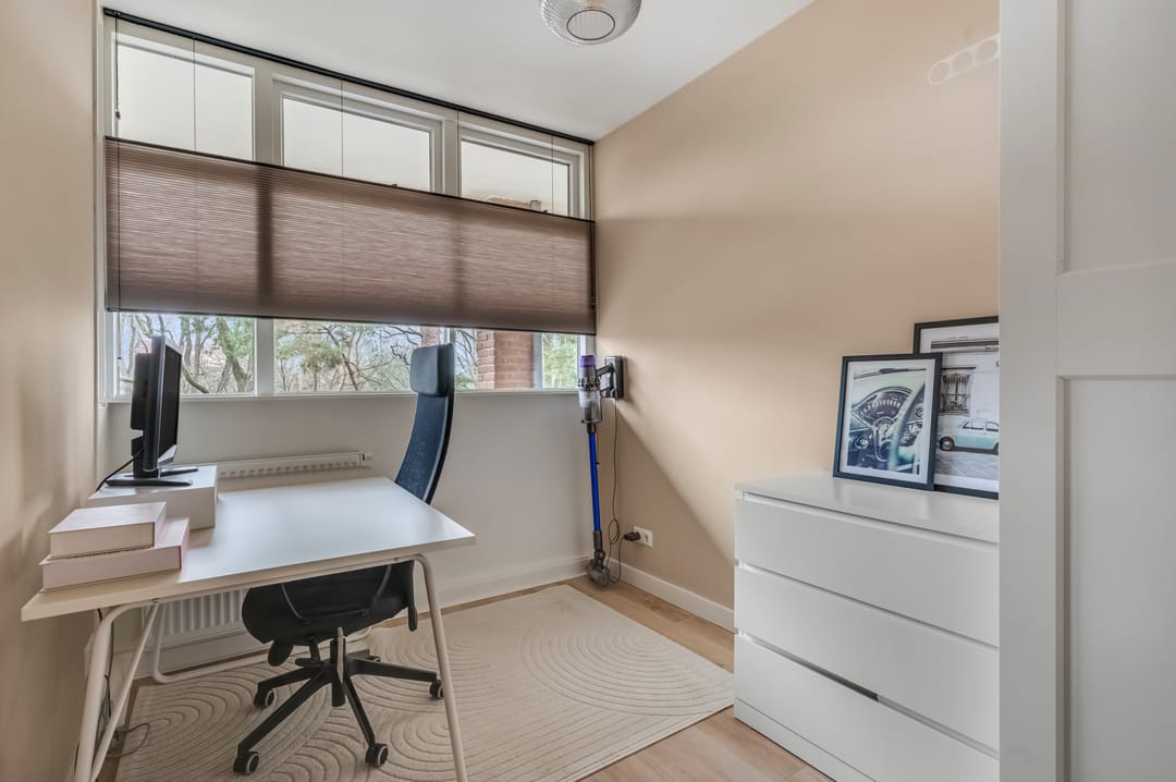 Photo 13 of Juliana van Stolberglaan 79