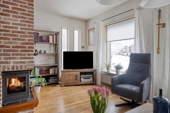 Foto 10 van Valeriaanstraat 42