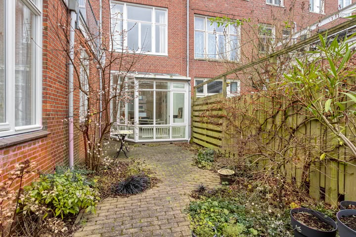 Photo 5 of Jan Lutmastraat 19