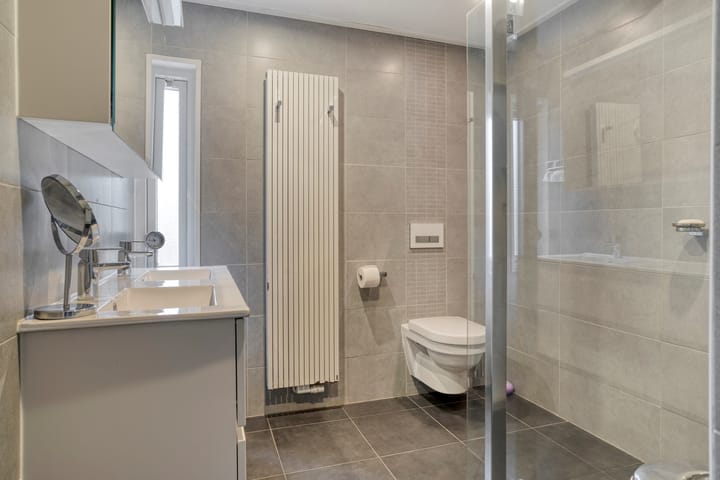 Foto 23 van Valeriaanstraat 42