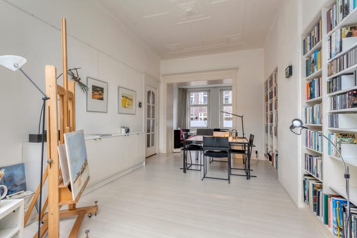 Photo 15 of Jan Lutmastraat 19