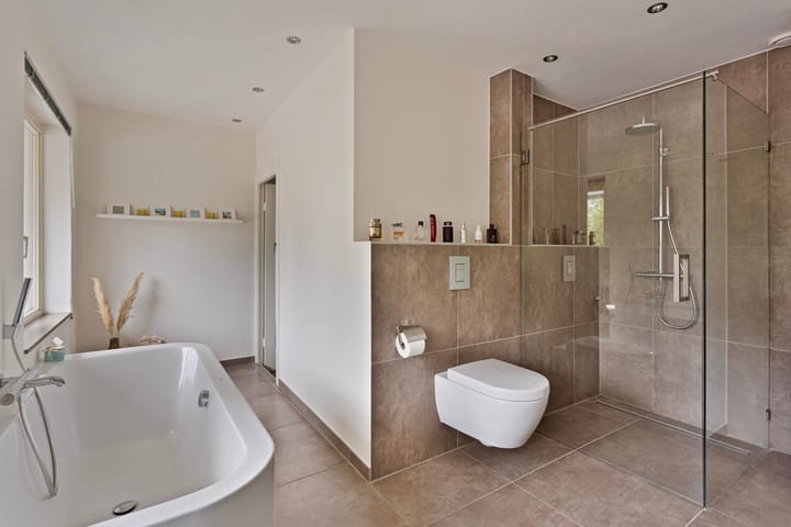 Foto 18 van Molenstraat 129