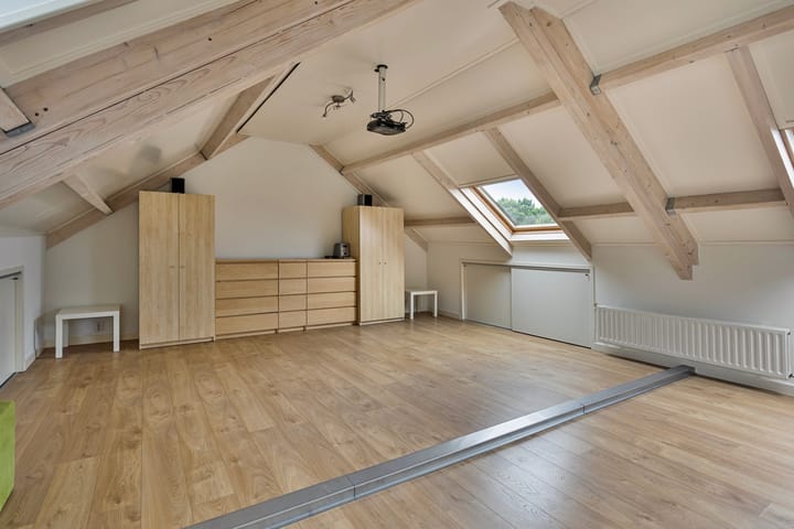 Foto 27 van Molenstraat 129