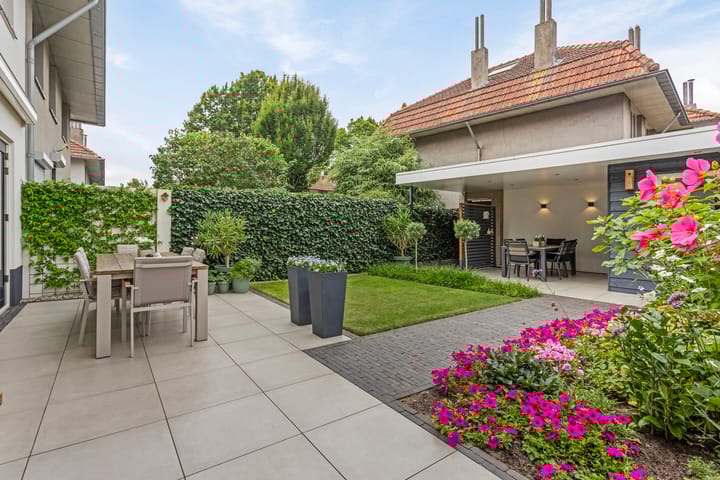 Foto 32 van Molenstraat 129