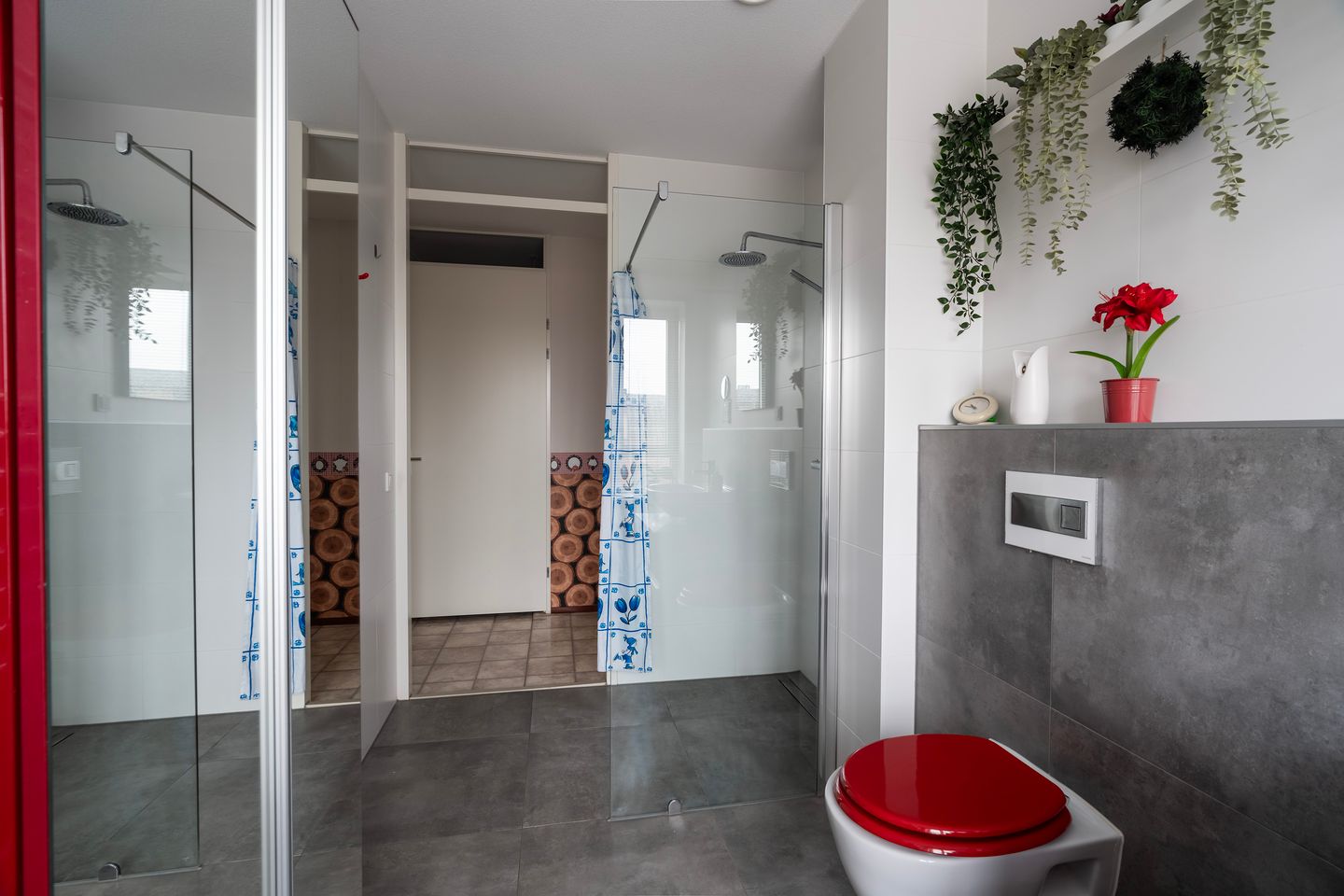 Photo 40 of Kratonkade 648