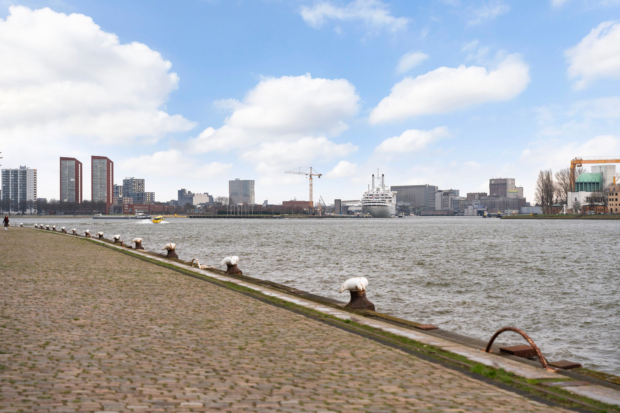 Photo 45 of Kratonkade 648