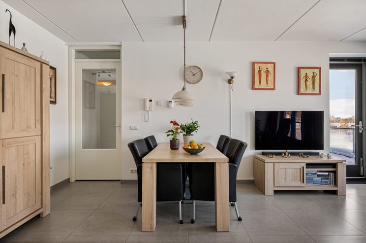 Foto 7 van Hoofden 1-203