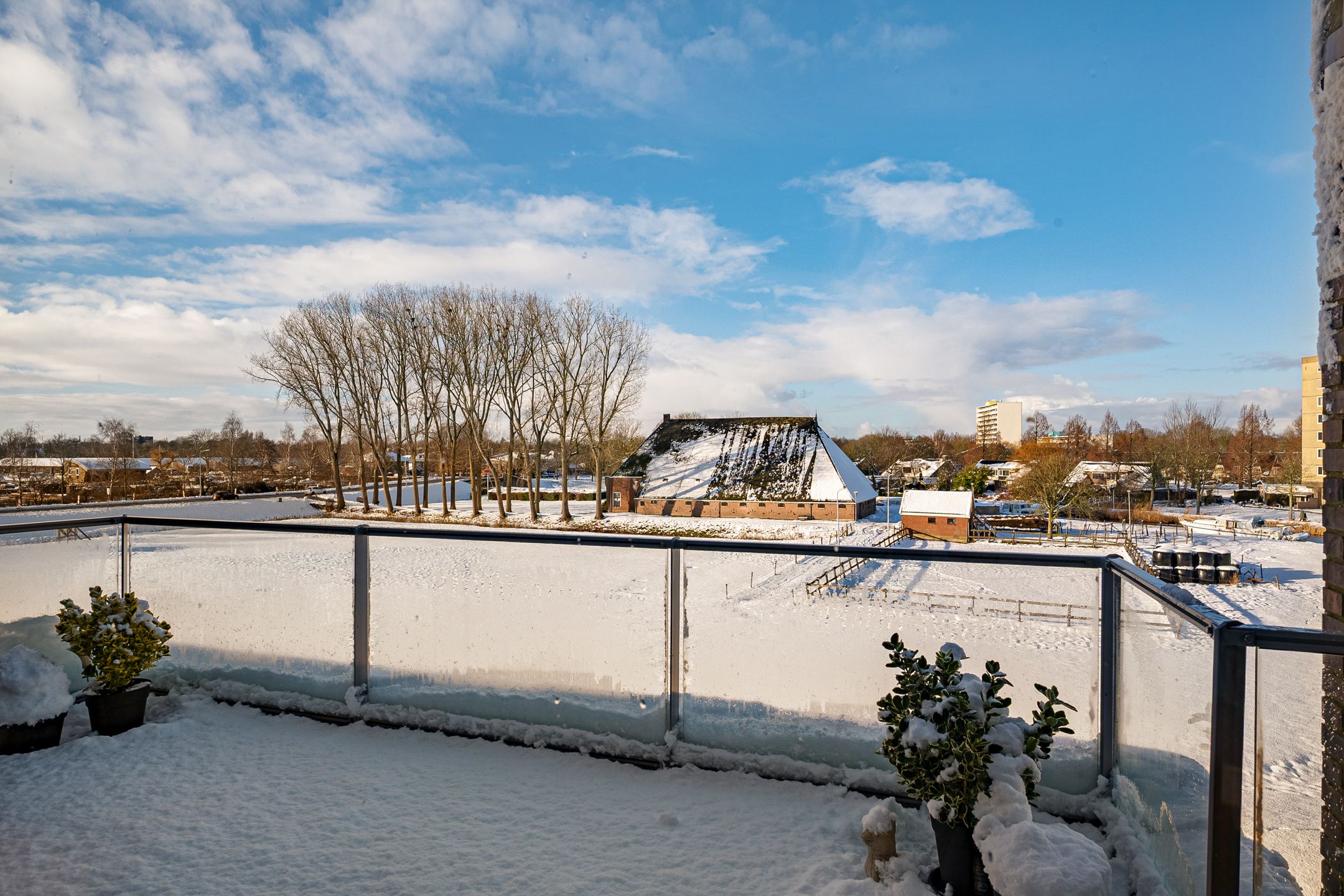 Photo 15 of Hoofden 1-203