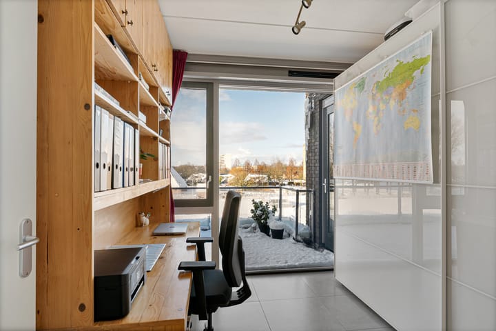 Foto 19 van Hoofden 1-203