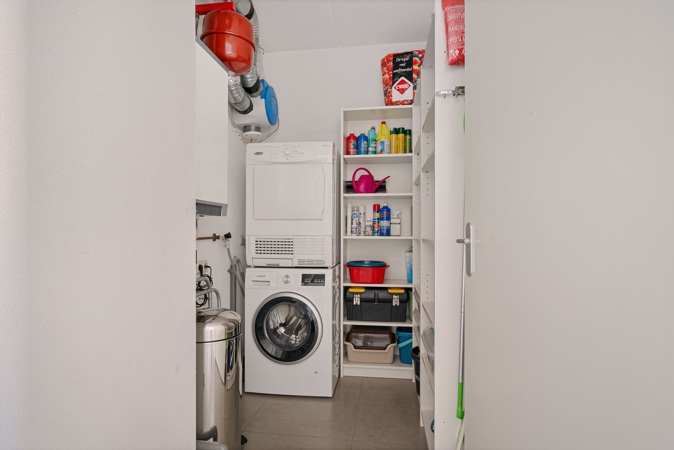 Photo 21 of Hoofden 1-203