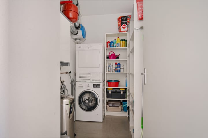 Foto 21 van Hoofden 1-203