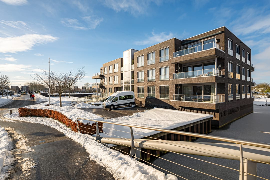 Photo 32 of Hoofden 1-203