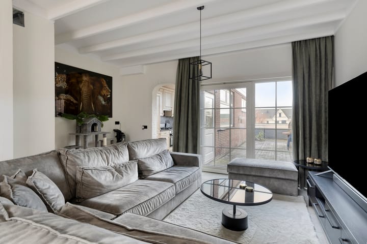 Foto 7 van Maarten Trompstraat 6