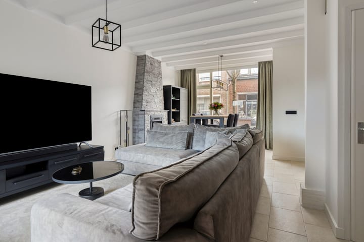 Foto 12 van Maarten Trompstraat 6