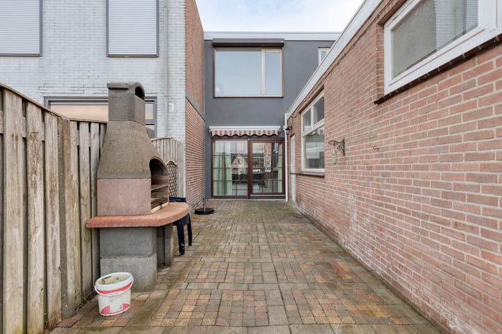 Foto 29 van Maarten Trompstraat 6