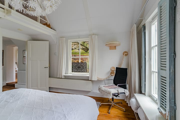 Foto 19 van Kerkbuurt 8