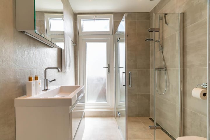 Foto 44 van Waalsdorperweg 37