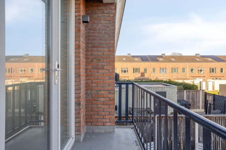 Foto 24 van Johan Wagenaarstraat 5