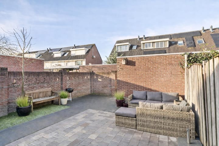 Foto 30 van Agatha Christielaan 17