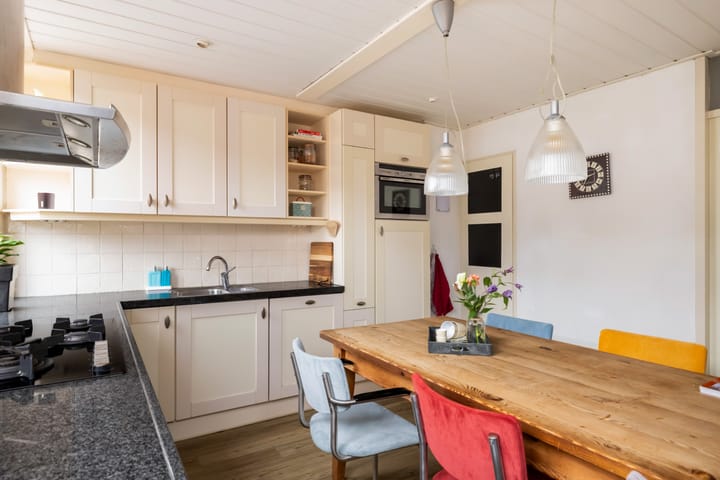 Foto 9 van Claverenbladstraat 8