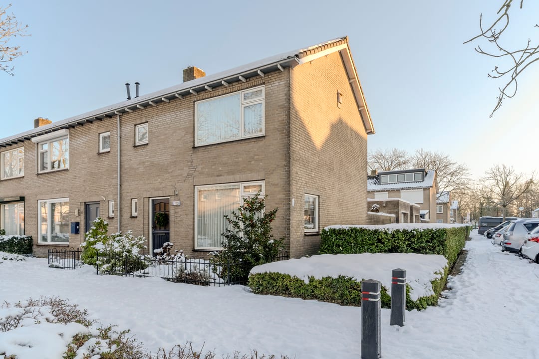 Photo 1 of Dr. Ringersstraat 13