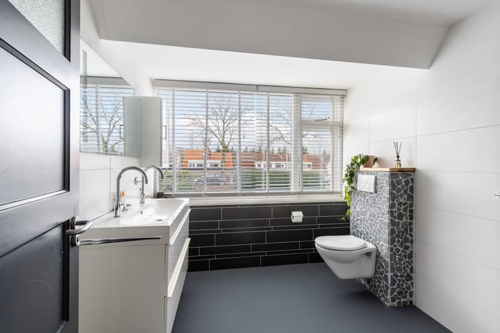 Foto 32 van Rijksstraatweg 296