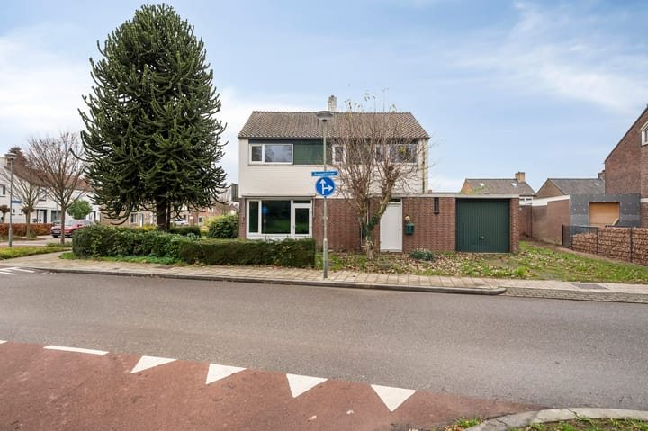 Foto 8 van Rooseveltstraat 1