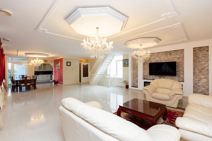 Foto 8 van Burgemeester De Monchyplein 3