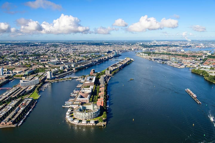 Photo 2 of Venetiëhof 204