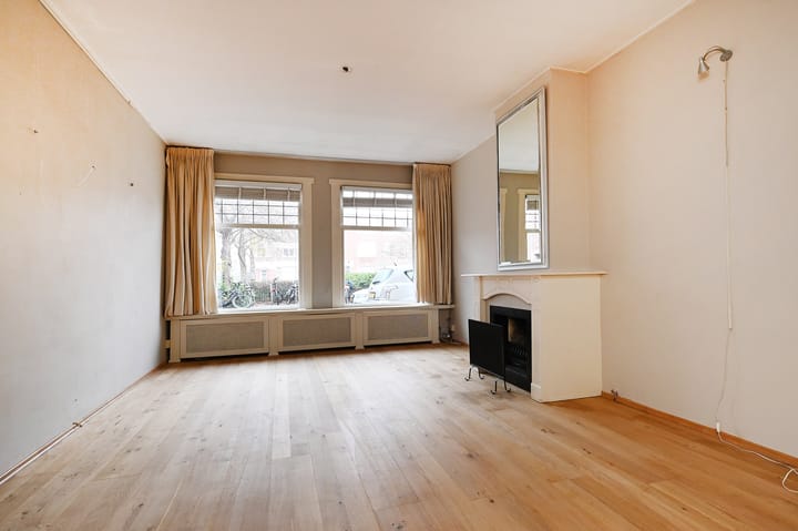 Foto 9 van Irisplein 36