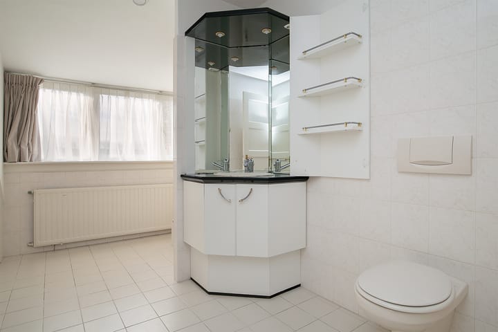 Photo 24 of Storm van 's-Gravesandeweg 109