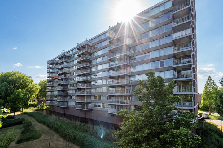 Photo 1 of Valeriusplein 304