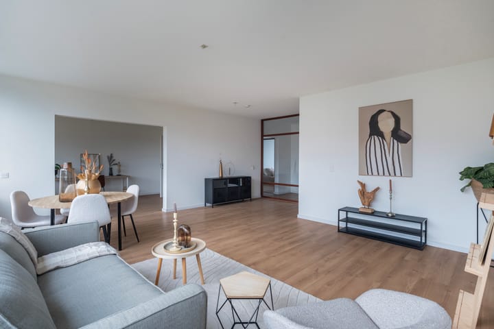 Photo 4 of Valeriusplein 304